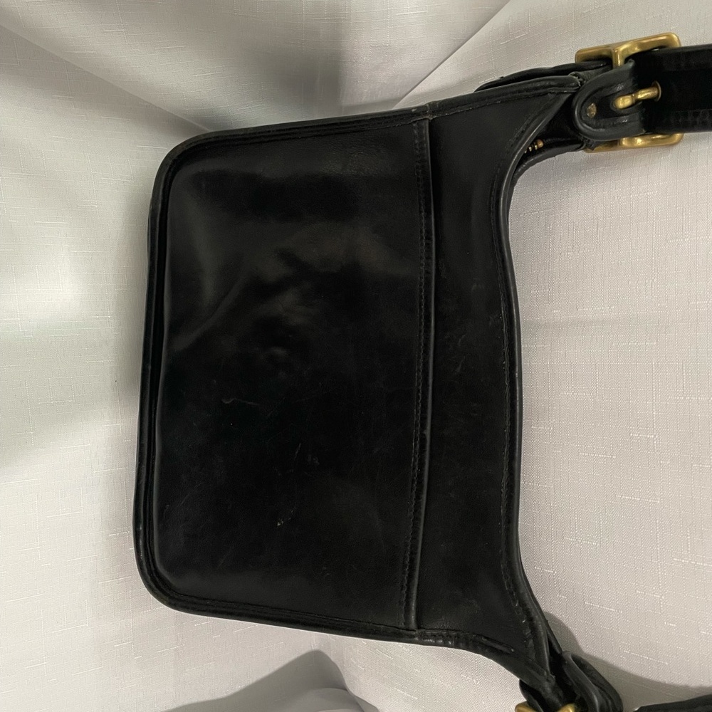 COACH ZIPPER BLACK CB